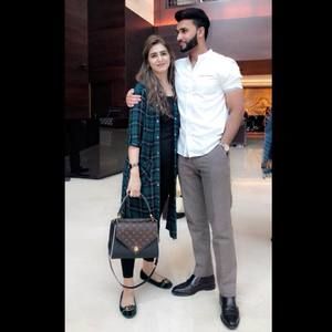 Meet your Posher, Zainab